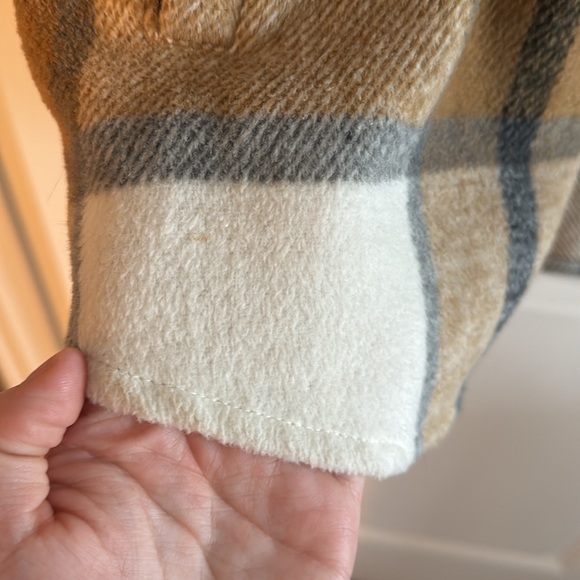 Miss Me Shacket - Picture 5 of 5